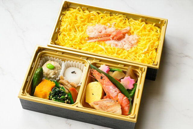 〈贅沢〉蟹ちらし二段重