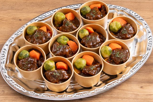 【温まる】牛肉の赤ワイン煮込み