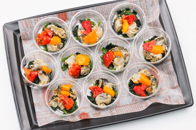 北海道産つぶ貝とセミドライトマト