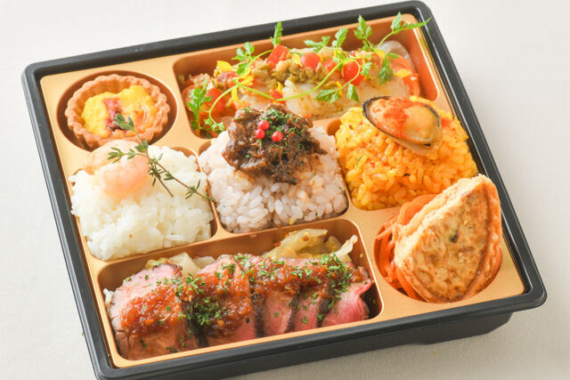 スペシャリテコース弁当 牛ハラミのステーキと白身魚のムニエル