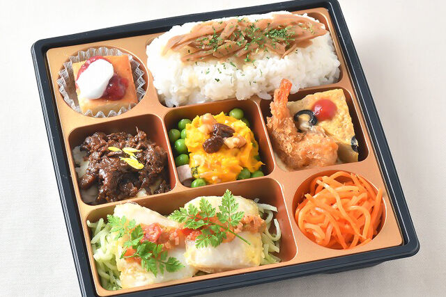 プティコース弁当 白身魚のムニエル