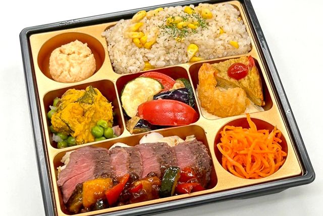 夏のプティコース弁当 牛サガリのステーキ