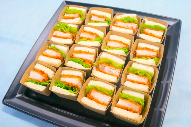 シェフのお任せサンドイッチ