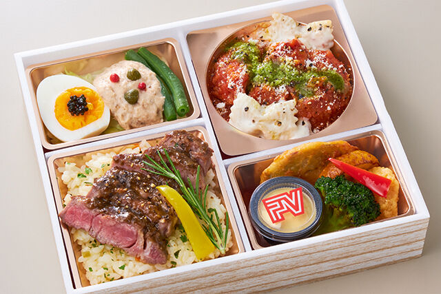 ステーキのリゾピラフ＆カツレツのトマトソース煮込み