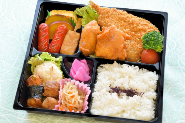 アジフライ弁当