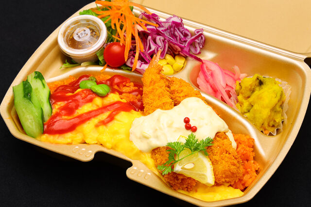 omelet rice【オムライスwithエビフライタル】