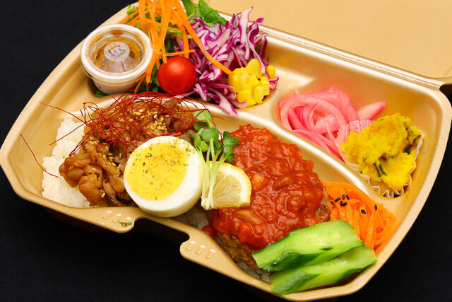 premium double【牛カルビ焼肉withハンバーグミートソース】