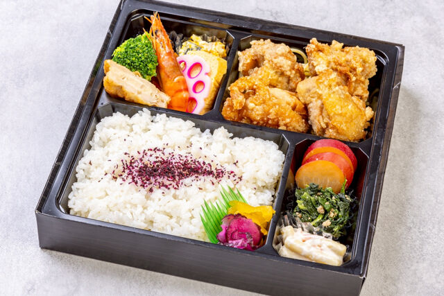 自家製若鶏唐揚げ弁当