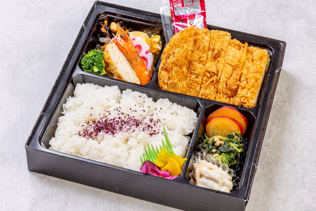 特選三元豚ロースカツ弁当