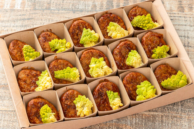 彩り野菜とミニハンバーグ