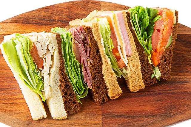 スペシャルミックスサンドイッチ（ポテトチップス付き）