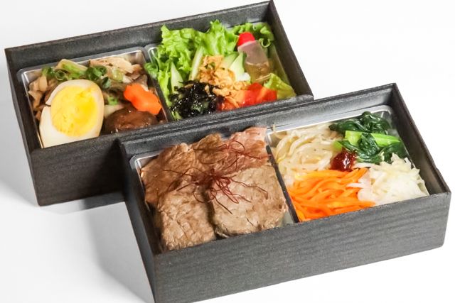 贅沢所沢牛カルビ二段弁当