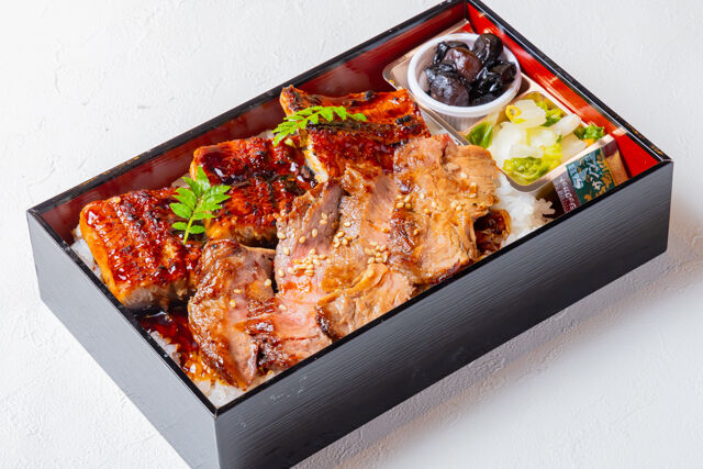 鰻重梅（鰻とステーキ）