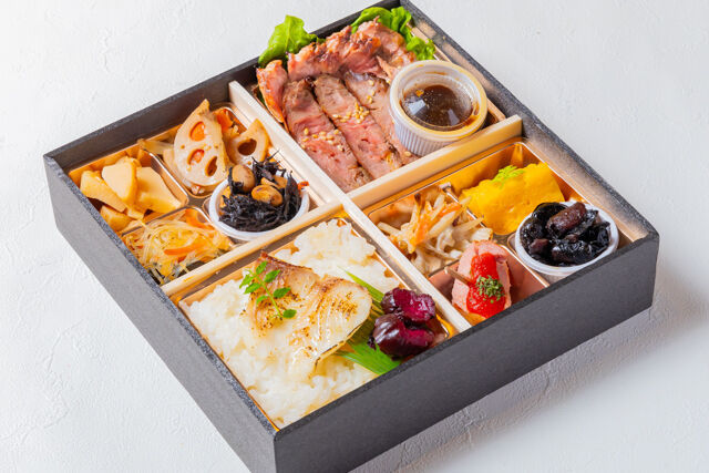 季節の副菜 鯛めしとステーキ和膳