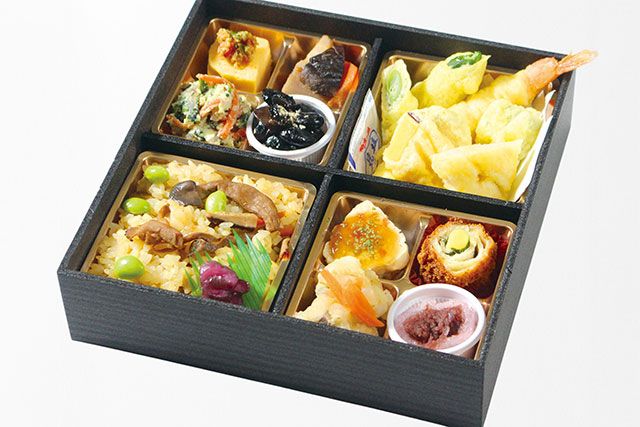 季節の副菜と天ぷら華御膳