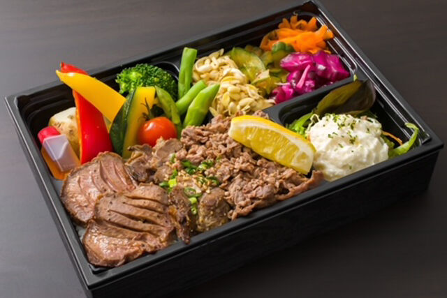 名物！飲める牛タン塩と柔らか厚切り牛タン塩の焼肉弁当【No.7】