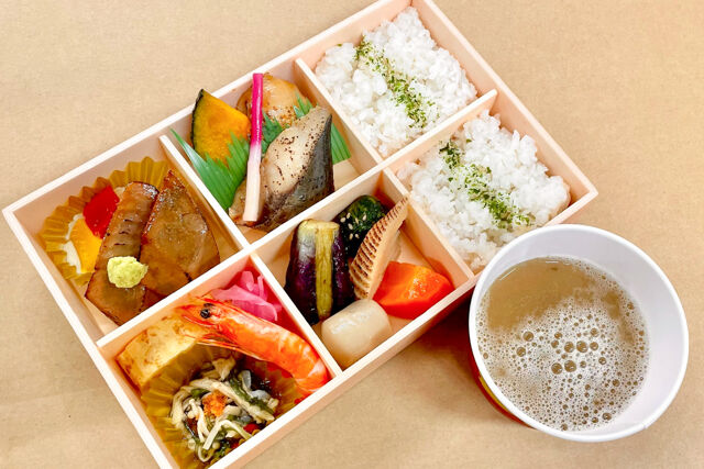 自然薯麦とろ膳（炙りまぐろ）