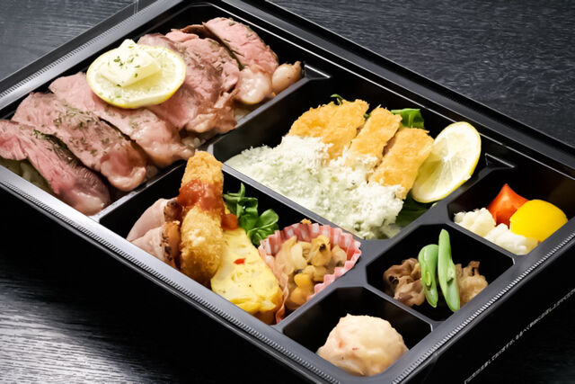 【ローストビーフライス】ミラノ風カツレツ