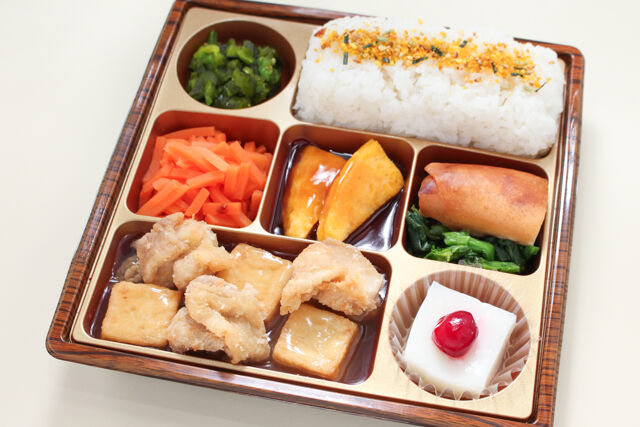 【福】鶏の唐揚げ〜特製中華あんかけ〜