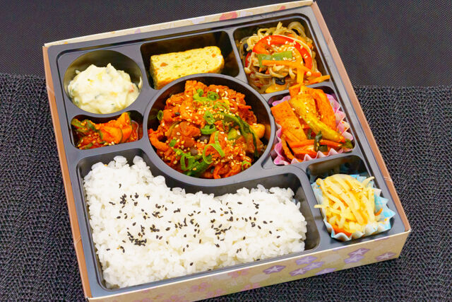 豚肉ピリ辛炒め弁当