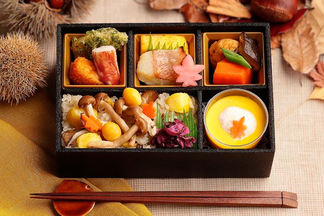 「紅葉弁当」