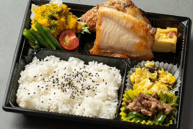 真カレイの西京焼き和彩弁当