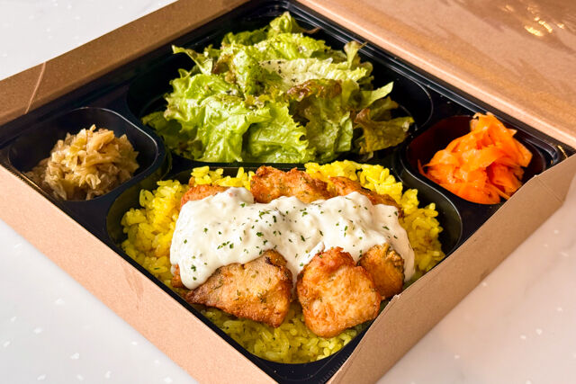 チキンクリスピーライス弁当