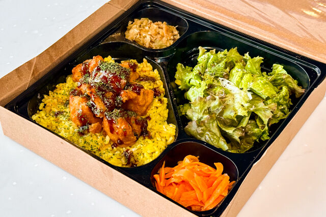 からあげ弁当（焦がしにんにく醤油仕立て）