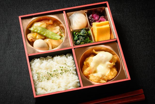 エビマヨと八宝菜弁当