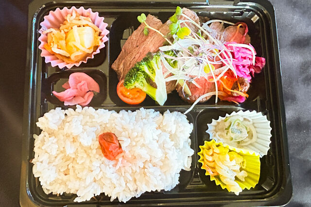 超人気！！ビストロデリスのローストビーフ弁当