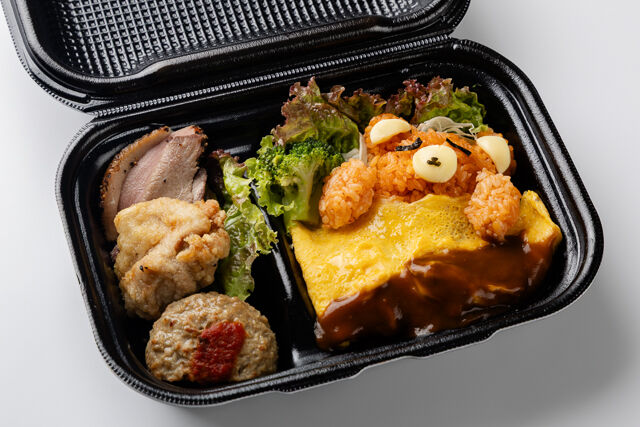 ぐっすりクマさんの夢見るオムライス