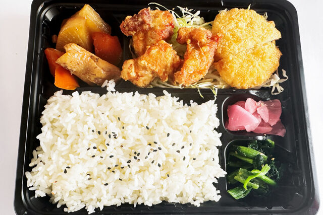 ボリューム海老カツ＆唐揚げ弁当（とり大根）