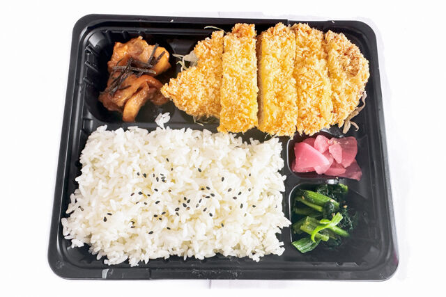 ボリュームロース弁当（焼き鳥）