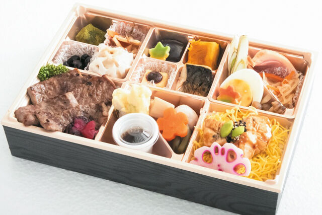 牛ロースと鶏の照り焼き弁当