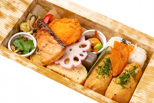 香ばし秋鮭とサクぷり海老カツの秋味御膳