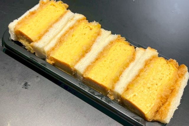 たまカツサンド