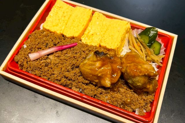鶏そぼろ弁当（焼き鳥）
