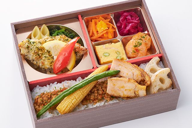 Mare（マーレ）‐季節魚のオーブン焼き‐