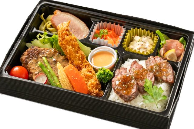 希少部位（サガリ）の牛ステーキとシュリンプフライ＆牛タンハンバーグのシャンピニオンソースかけ弁当