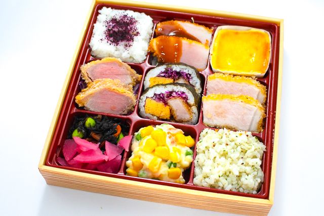 希少部位ヒレ・ロースカツ食べ比べ弁当