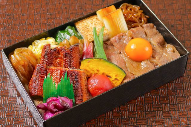 【夏季限定】 黒毛和牛夏野菜すき焼きと鰻の贅沢重