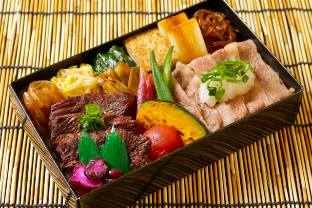 【夏季限定】 黒毛和牛夏野菜おろし牛しゃぶとハラミ焼肉特撰重