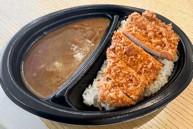 ロースかつカレー