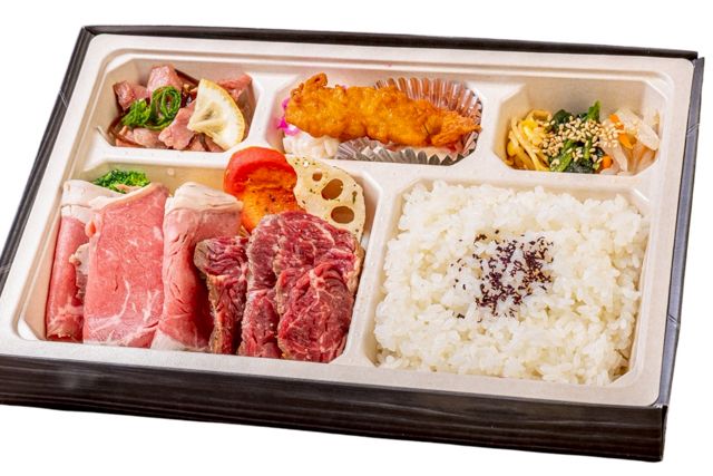 特製ローストビーフと黒毛牛ハラミステーキ相盛り弁当
