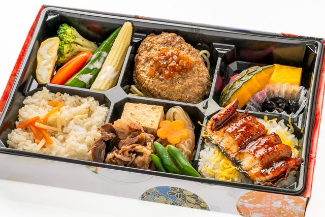 うな重と国産牛ロースすき焼きのグリルハンバーグ弁当