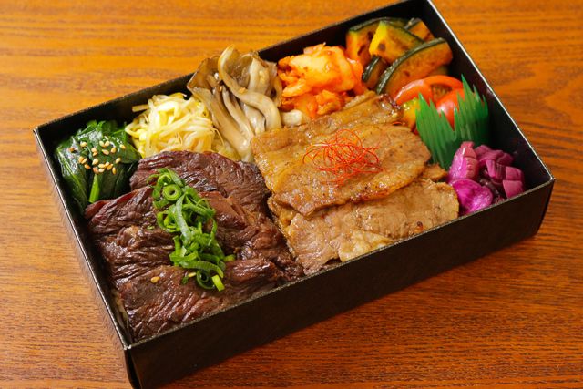 【ダブル盛り】牛カルビ＆牛ハラミ焼肉飯