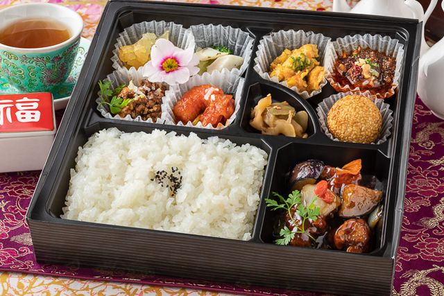 熊猫ーくまねこー弁当（香醋酢豚）