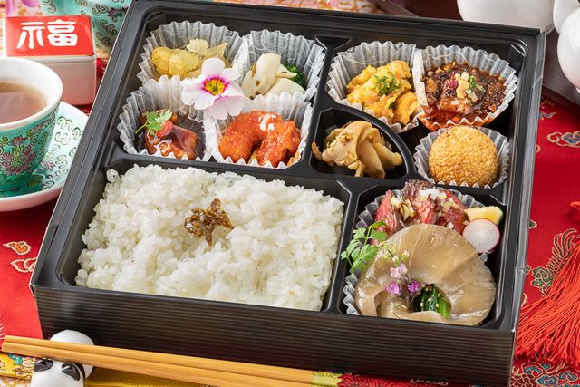 フカヒレ＆和牛フィレ肉・特選熊猫弁当