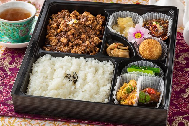 パンダ弁当（麻婆豆腐）