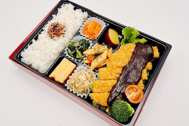 咲楽御膳（みそカツ）